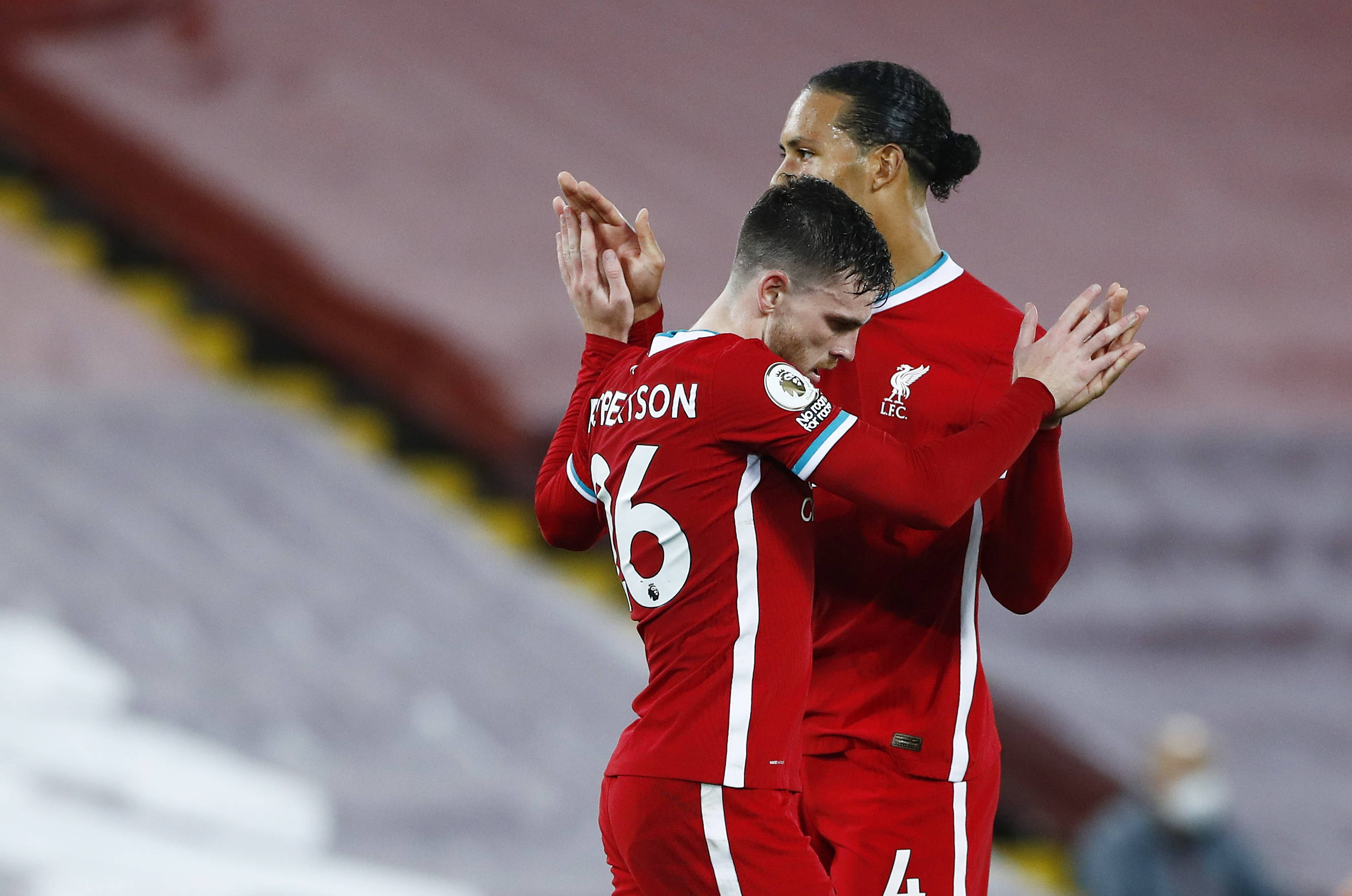 通过雇用专 通过雇用专